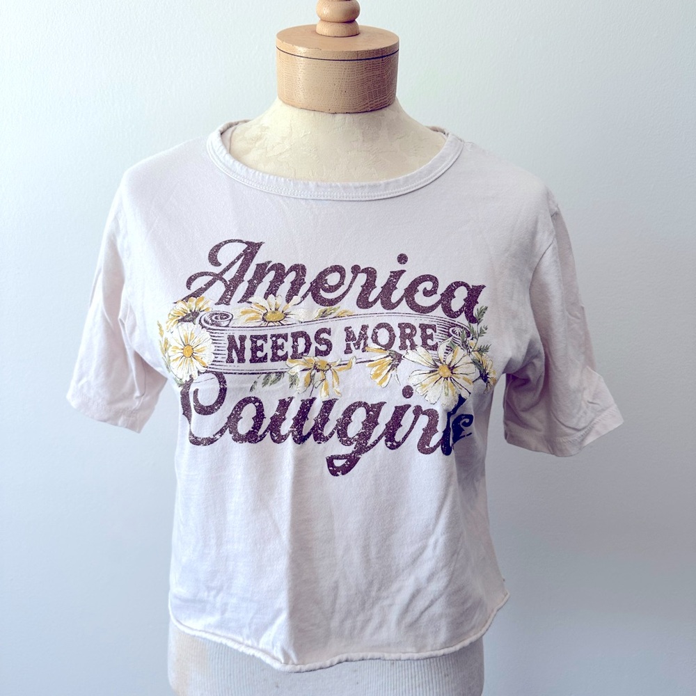 Altar’d State Small Cream “America Needs More Cowgirls” Graphic Tee Crop Top